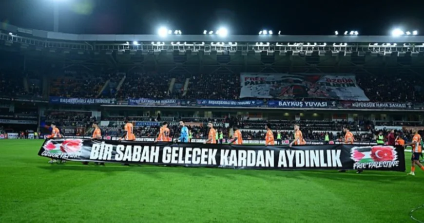 Başakşehir-Galatasaray Maçı Öncesi Filistin İçin Duygusal Anlar